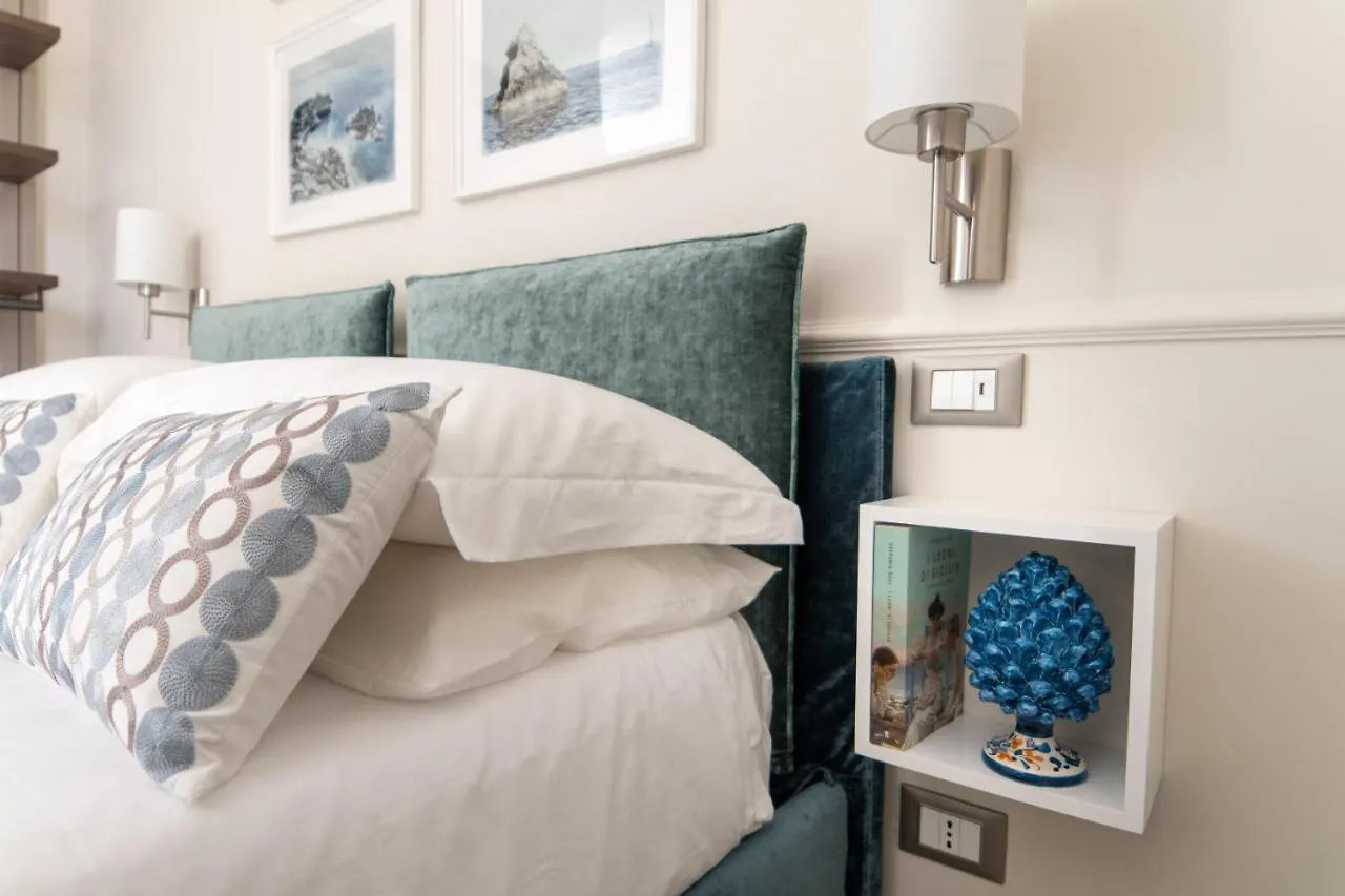 Longo Suites Taormina Guest house
